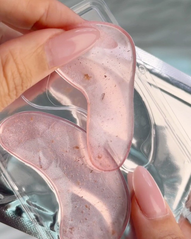 Pretty in pink selected visual