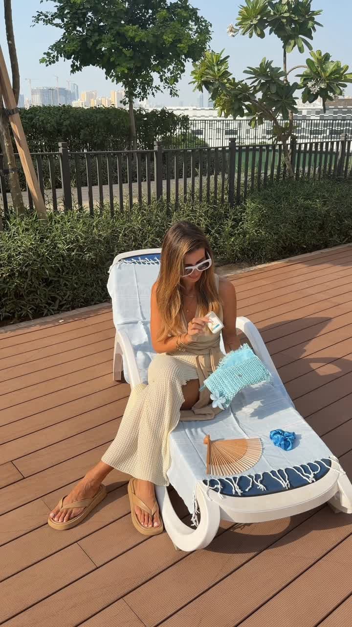 La Roche-Posay campaign preview